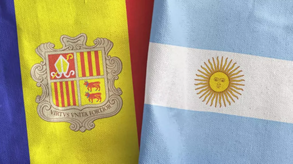 Les banderes d'Andorra i Argentina / Arxiu