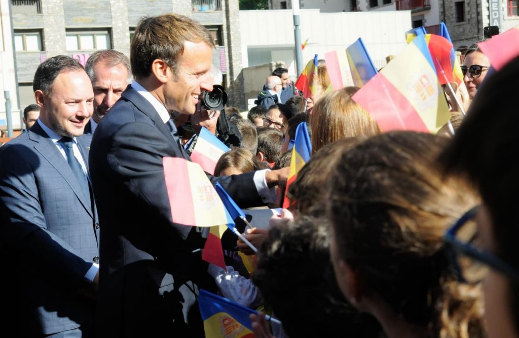 El Copríncep Emmanuel Macron