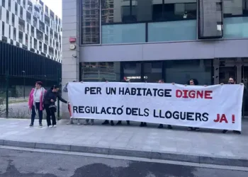 Imatge d'una protesta del Sindicat de l'Habitatge davant de Govern / Google