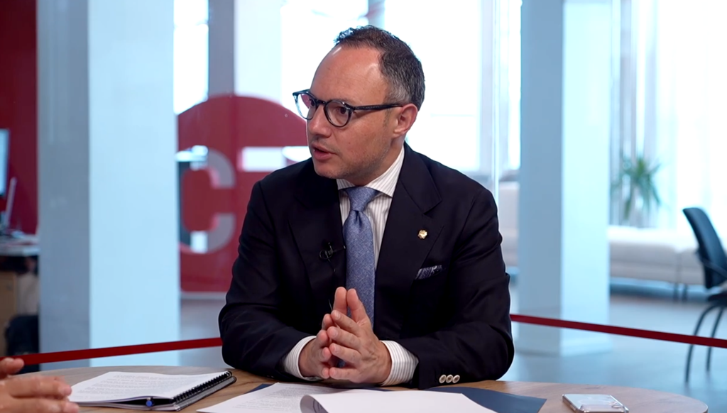 El cap de Govern, Xavier Espot, durant l'entrevista al mitjà Canarias7.