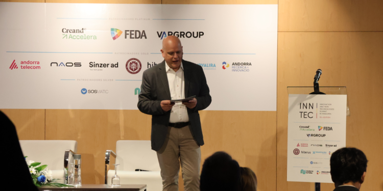 El director general d'ACTINN, Ignasi Martín, durant l'acte.