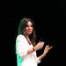 La neurocientífica Ana Ibáñez durant la conferència.