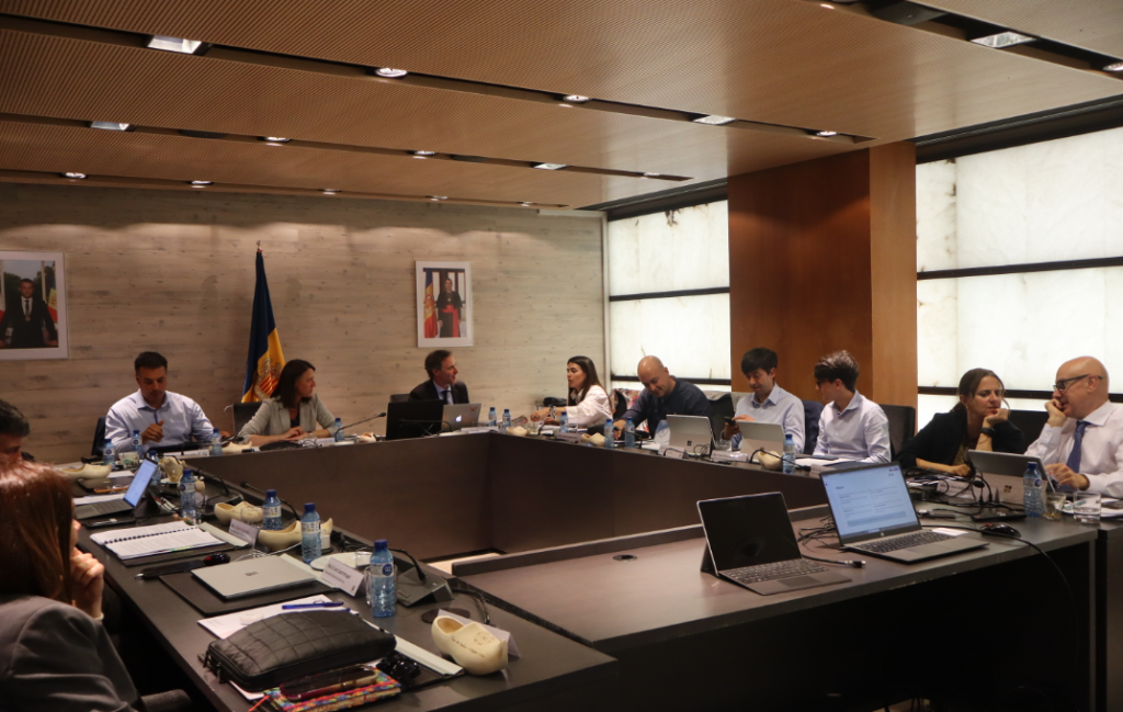 Els cònsols durant la reunió.