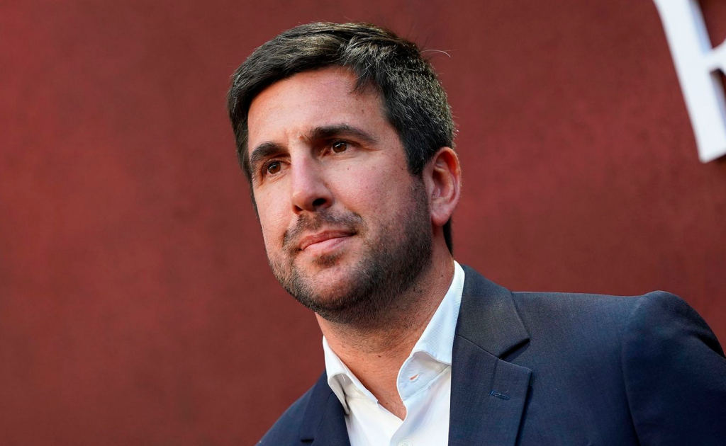 Enrique Riquelme.