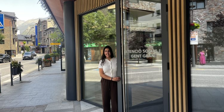 El comú de la Massana ha traslladat el departament de Benestar Social i Gent Gran a peu de carrer. Foto: Comú de la Massana