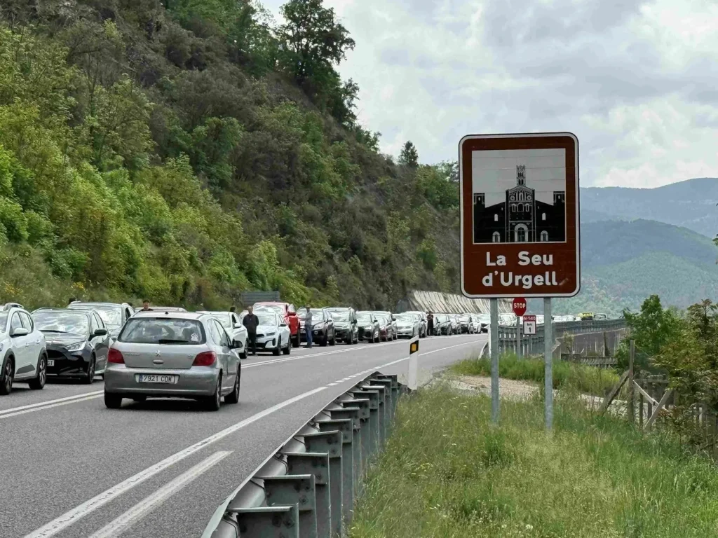 Cues a l'N-145 d'entrada a Andorra i fins a la Seu / VAP