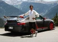 Espargaró amb el seu nou Porsche de matrícula andorrana / Marca