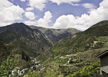 Un home és trobat mort prop de camps de tabac d’Andorra i s’investiguen les causes