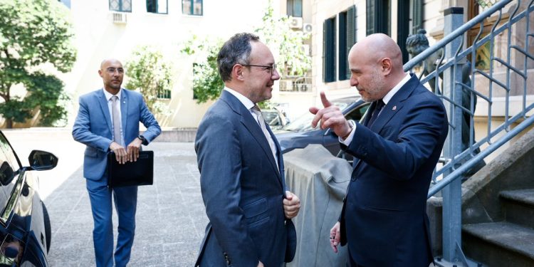 Carlos Prieto i Xavier Espot ahir a Barcelona / X