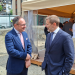 El cap de Govern, Xavier Espot, conversant amb el conseller delegat de MoraBanc, Lluís Alsina.