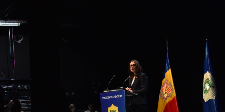 La ministra de Justícia i Interior, Ester Molné.