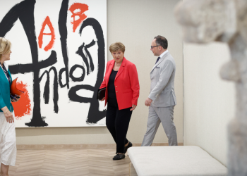 Un moment de la trobada de la directora gerent de l'FMI, Kristalina Georgieva, amb el cap de Govern, Xavier Espot.