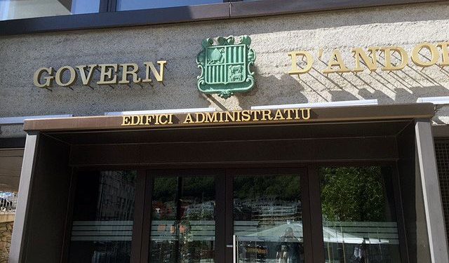 Edifici de Govern / Google