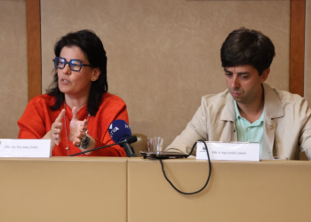 La cònsol de la Massana, Eva Sansa, i el cònsol d'Andorra la Vella, Sergi González, en roda de premsa.