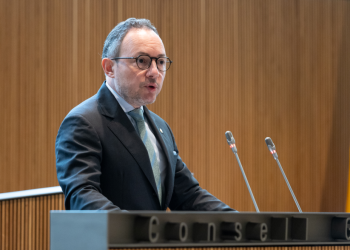 El cap de Govern, Xavier Espot, durant la seva intervenció en el marc del debat d'orientació política.
