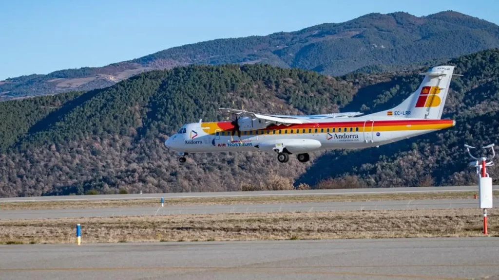 Aeroport d'Andorra-la Seu / CG
