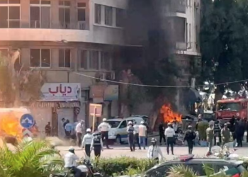 Moment de l'explosió. Foto: YAMAM AL SHAAR (REUTERS)