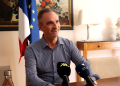 L'ambaixador francès, Nicolas Eybalin, durant l'atenció als mitjans de comunicació aquest dilluns al matí. Foto: M. F. (ANA)