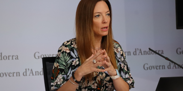 La ministra de Salut, Helena Mas, durant la roda de premsa posterior al Consell de Ministres.