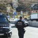 Un agent de la policia.