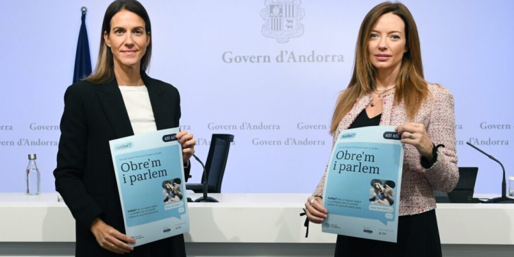 La secretària d'Estat i la ministra de Salut, Cristina Pérez i Helena Mas.