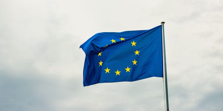 Una bandera de la Unió Europea.