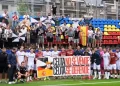 Imatge de la protesta al camp de l'FC Andorra / Ceuta