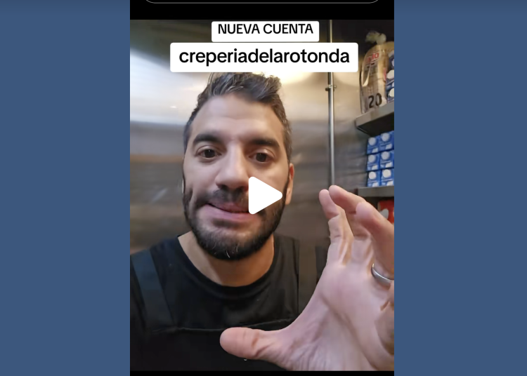 Ahmed Agharbi El Bachiri denunciant la situació / TikTok