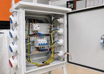 Una caixa de distribució d'electricitat. Foto: Google