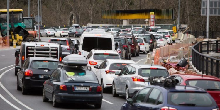 Cues per sortir d'Andorra / Google