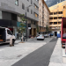 Imatge que denuncia l'obstaculització dels espais per a vianants a Andorra la Vella.