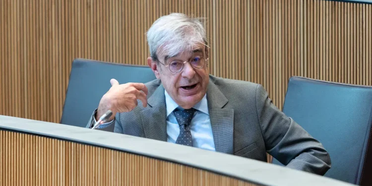 Ladislau Baró / CG