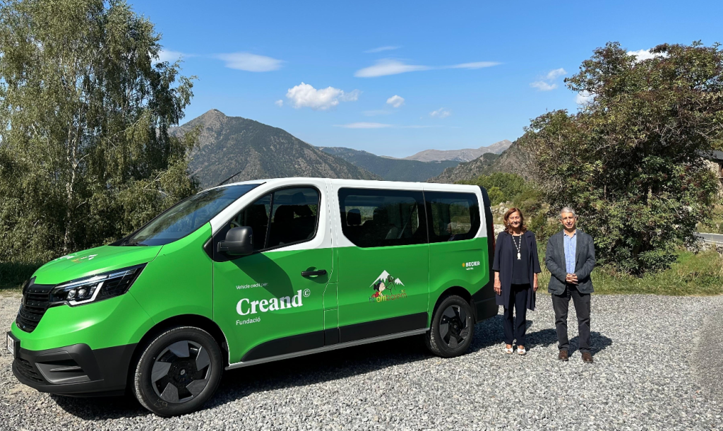 La furgoneta donada per Creand Fundació. Foto: Creand Fundació