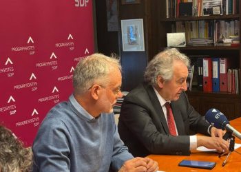 El president de Progressistes-SDP, Josep Roig, i el membre dle consell nacional, Jaume Bartumeu / P-SDP