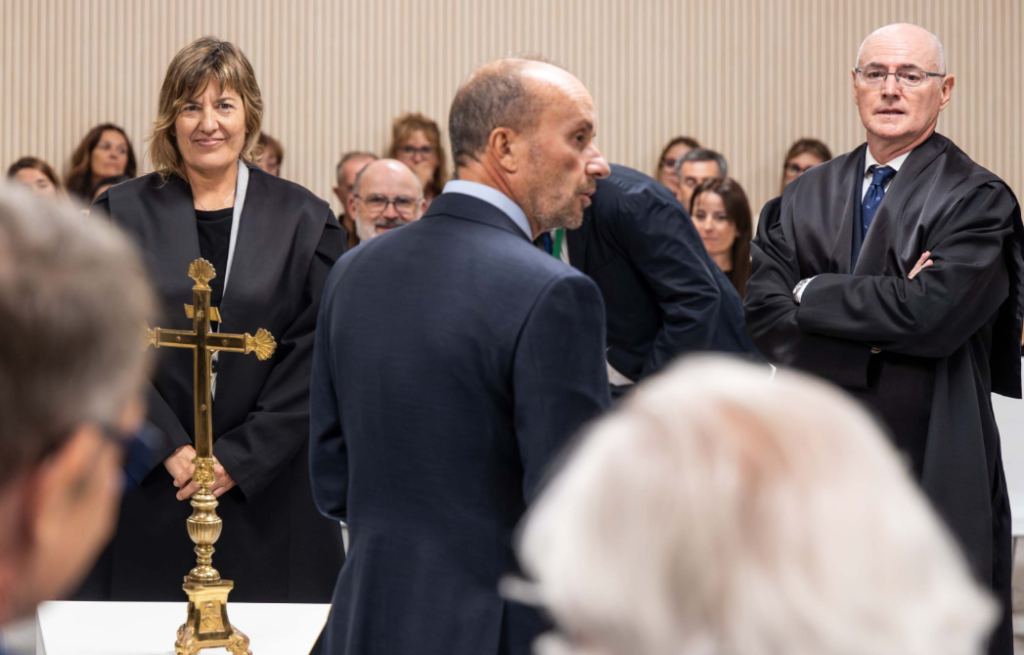 Un moment de l'acte de jurament dels nous magistrats substituts.