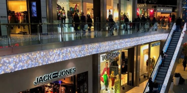 Centre comercial arxiu