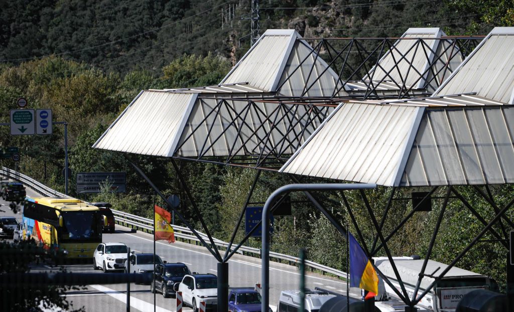 Frontera Espanya riu Runer