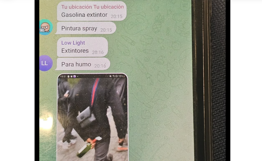 Imatge d'un dels missatges de la crida a la violència a Barcelona dissabte / Cedida