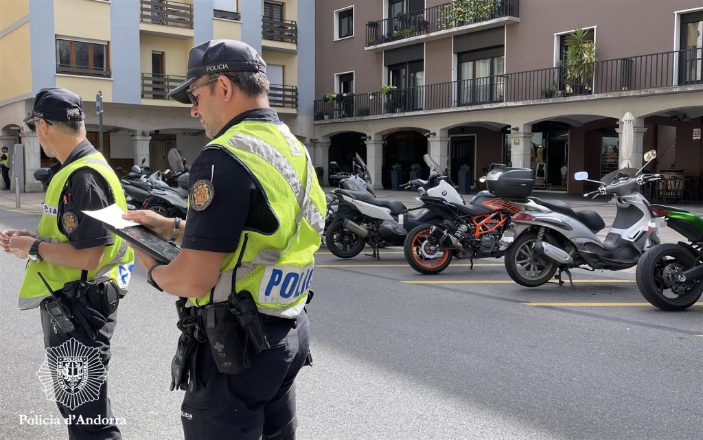 Policies a Andorra la Vella / Policia