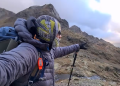Un fragment del vídeo on el creador de contingut arriba a Andorra sense passar per la duana.