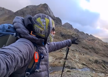Un fragment del vídeo on el creador de contingut arriba a Andorra sense passar per la duana.