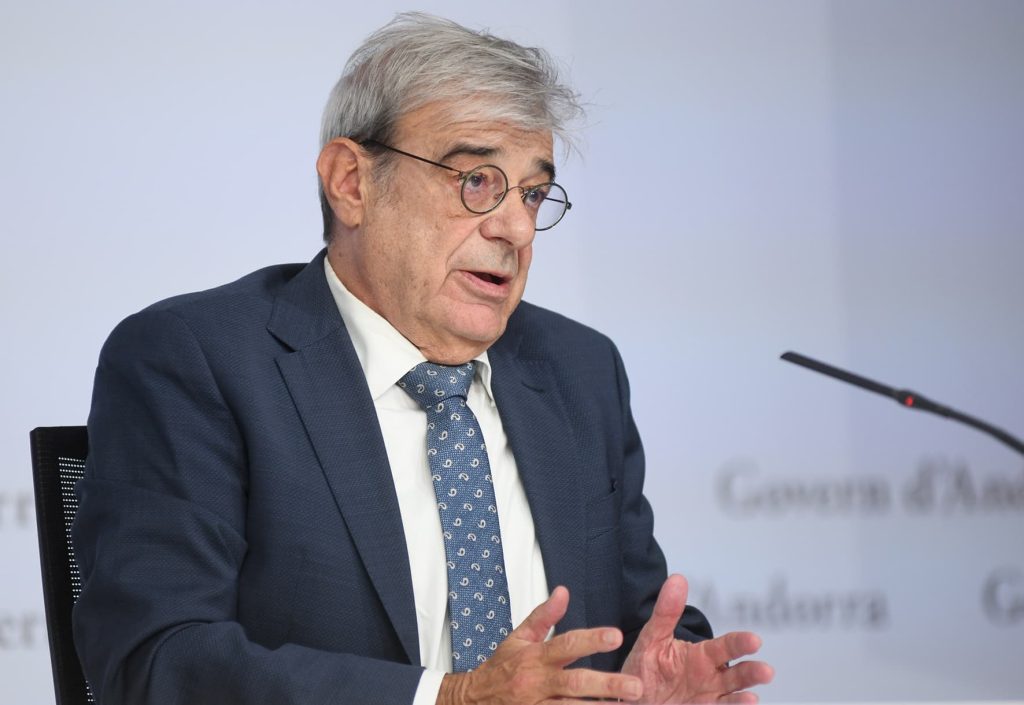 El ministre Ladislau Baró