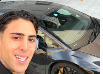 Fragment del vídeo on el youtuber 'Ericmentorfitness' denuncia la situació amb el seu Lamborghini a Andorra.