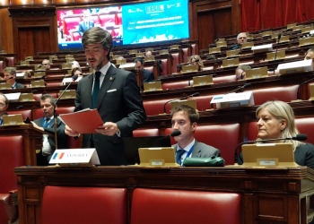 El síndic general, Carles Ensenyat, durant la Conferència Europea de Presidents de Parlaments.