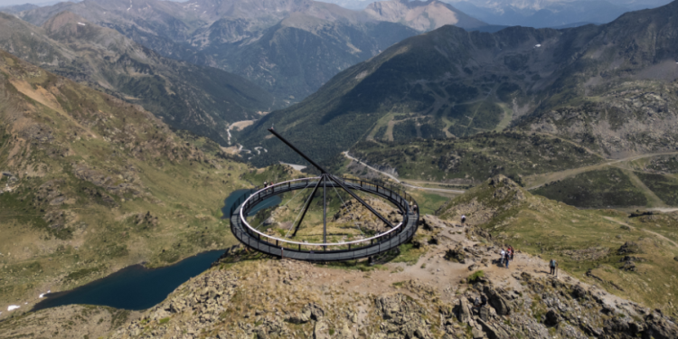 Una imatge del mirador solar d'Ordino Arcalís.