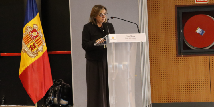 La ministra d’Afers Socials, Trini Marín, durant la celebració de la Festa Magna.